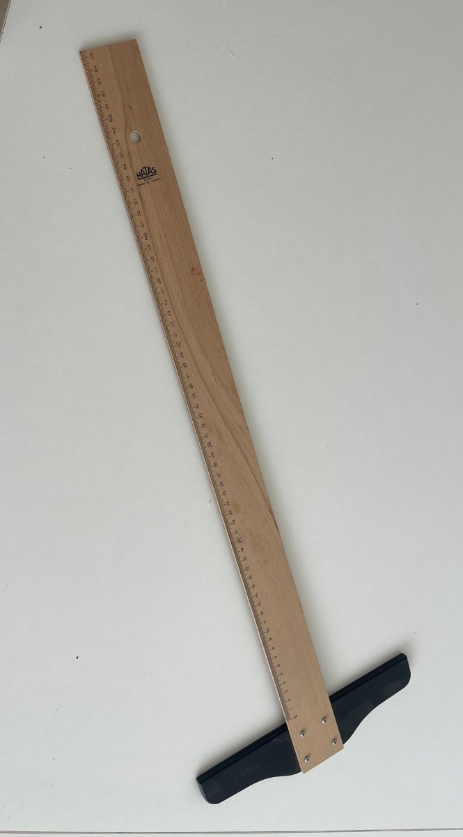 Wooden T-square ruller