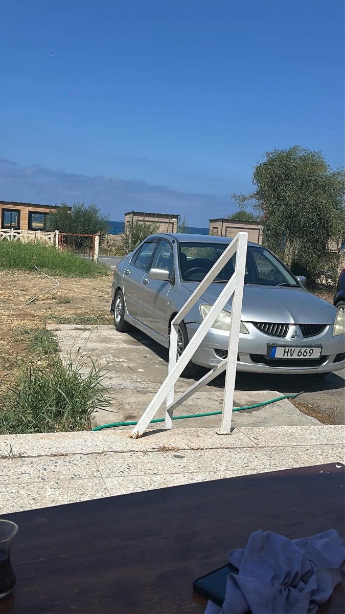Mitsubishi lancer Car